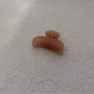 Mini jelly claw clip